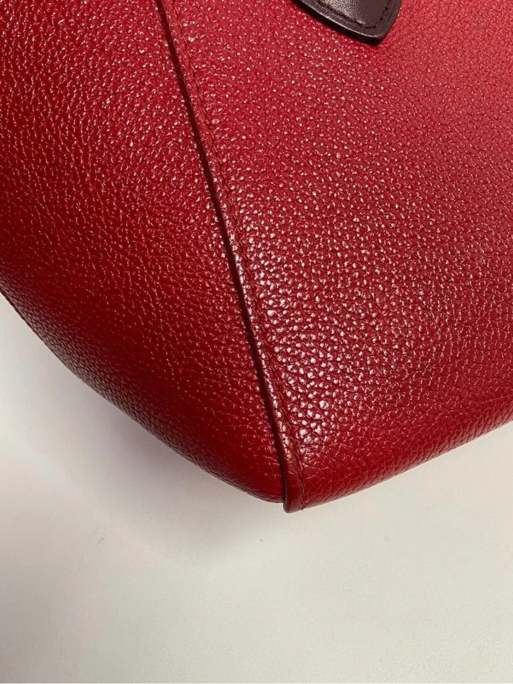 Louis Vuitton Red Leather Shoulder Tote
